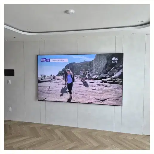 평택고덕 LH2단지 벽걸이TV 설치 예시 이미지 · 사진 1